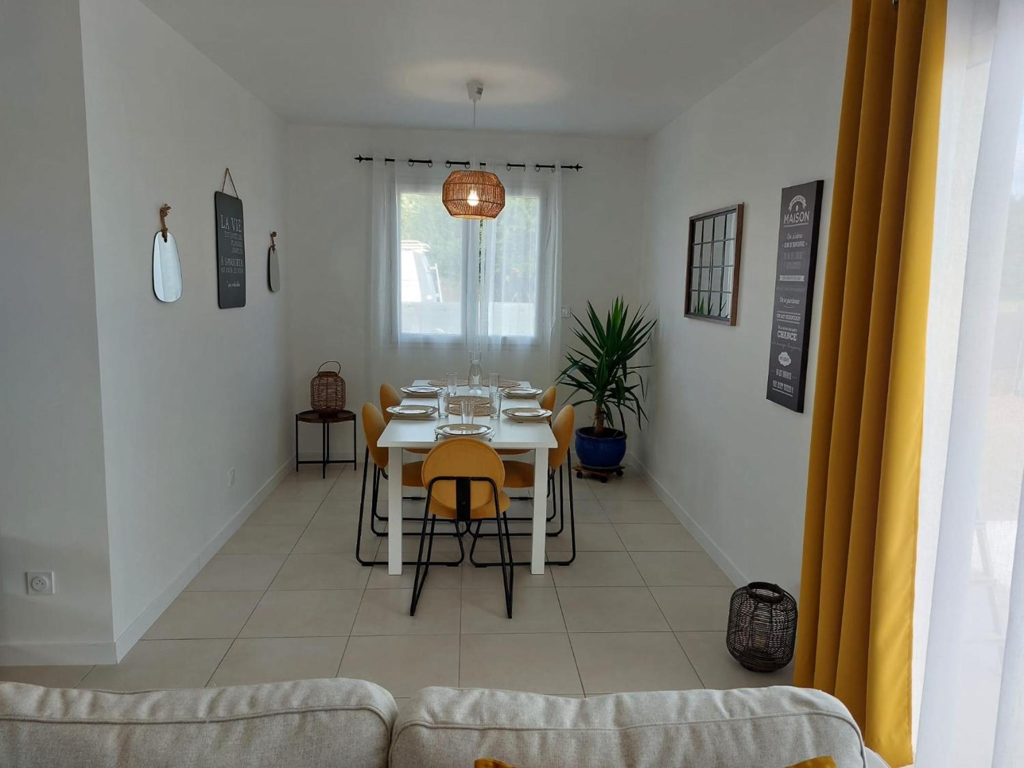 Maison Neuve A Bessens Екстериор снимка